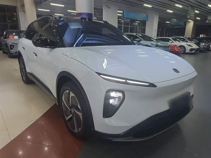 Фото 4 - Nio ES6