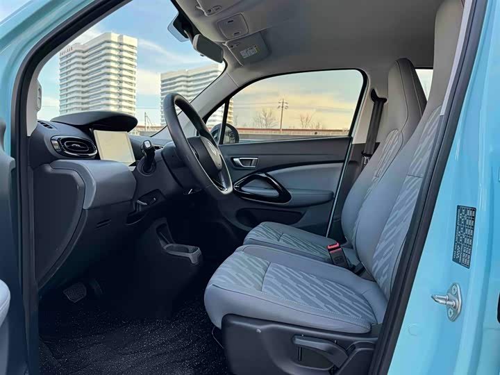 Фото 12 - Leapmotor T03