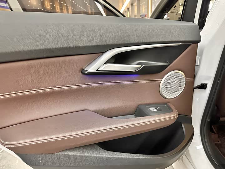 Фото 13 - BMW 1 Series