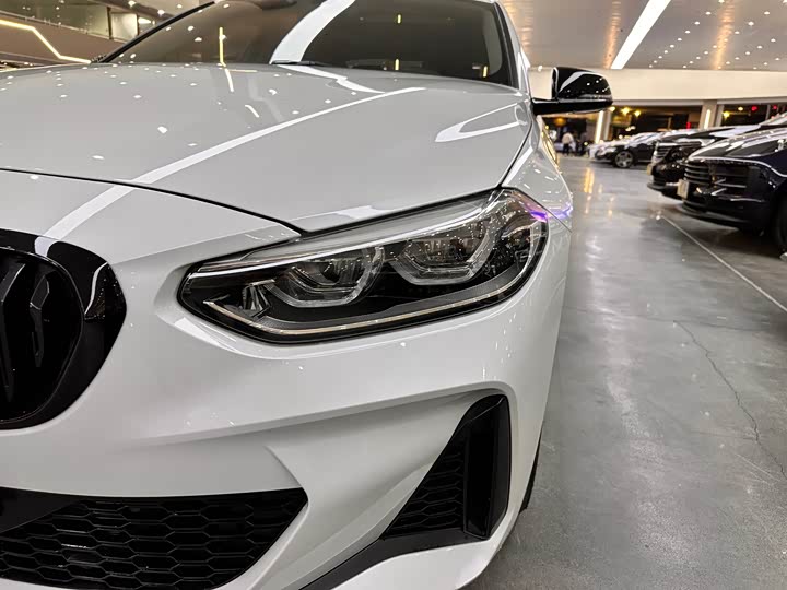 Фото 4 - BMW 1 Series