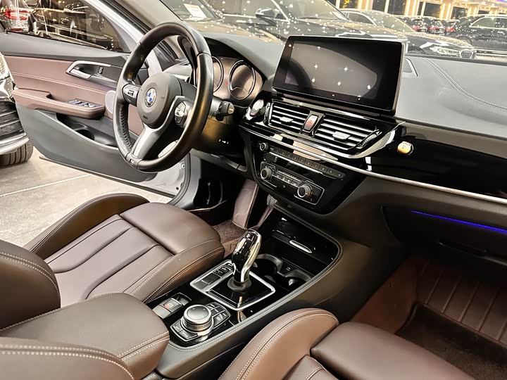 Фото 9 - BMW 1 Series