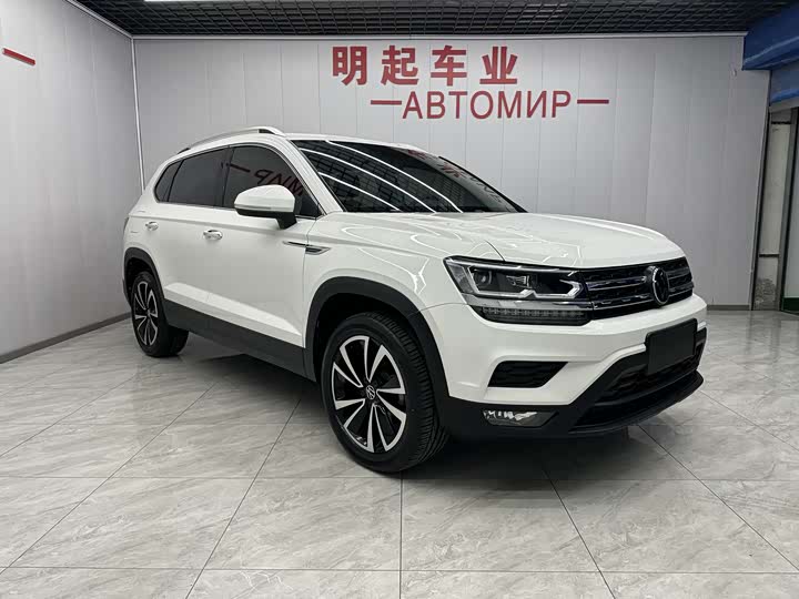 Фото 2 - Volkswagen Tharu