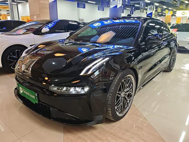 Фото 1 - Zeekr 001