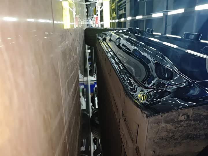 Фото 21 - Zeekr 001