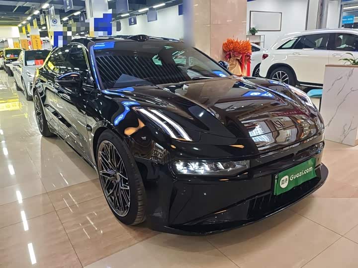 Фото 4 - Zeekr 001