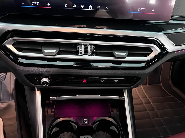 Фото 10 - BMW 3 Series