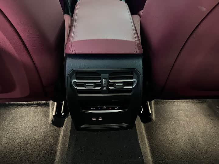 Фото 16 - BMW 3 Series