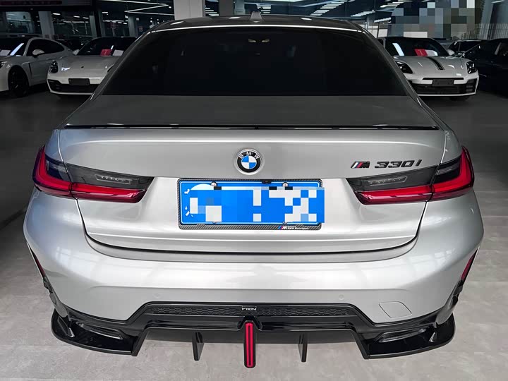 Фото 19 - BMW 3 Series