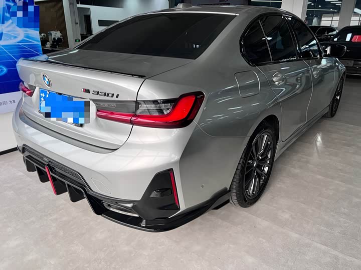 Фото 20 - BMW 3 Series