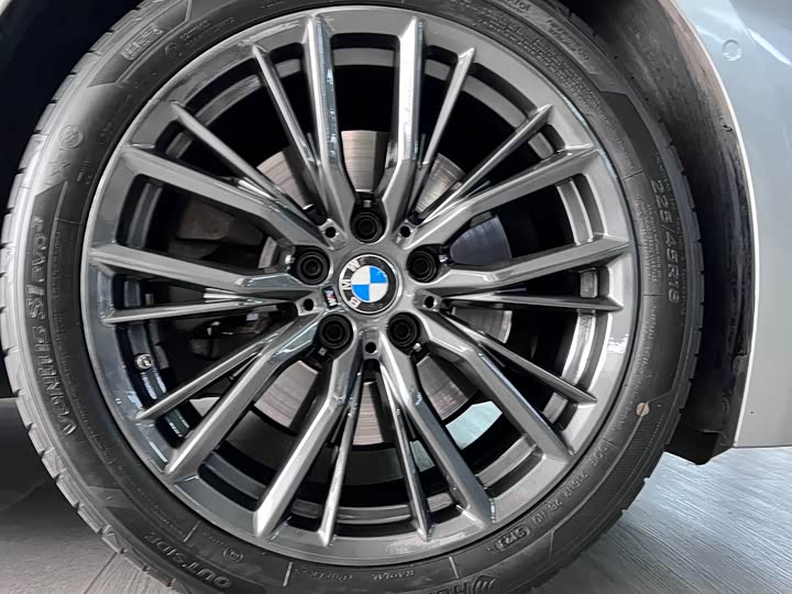 Фото 4 - BMW 3 Series