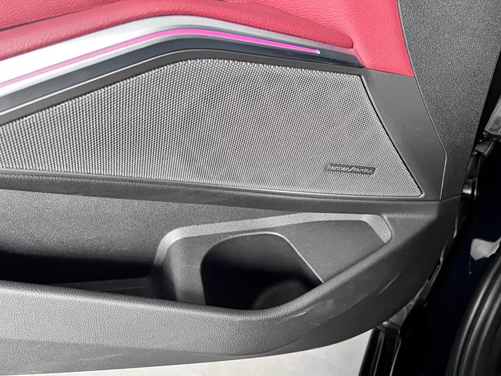 Фото 5 - BMW 3 Series