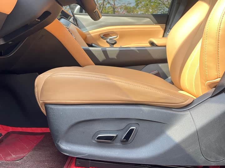 Фото 10 - BYD Song L DM-i Hybrid