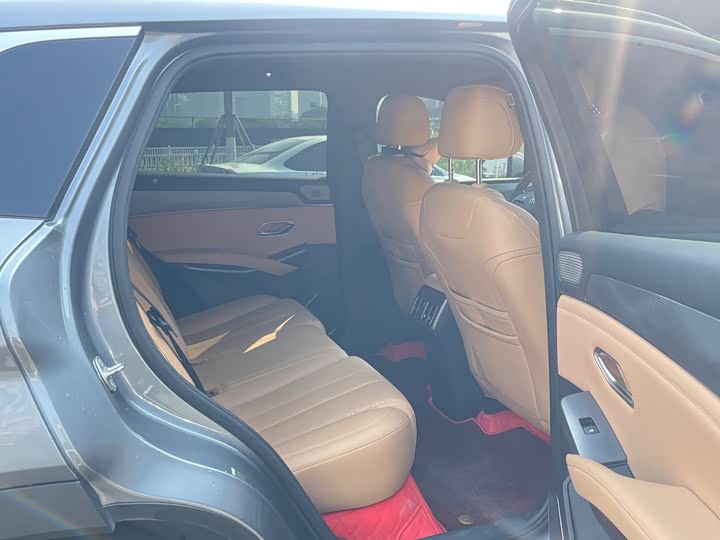 Фото 14 - BYD Song L DM-i Hybrid