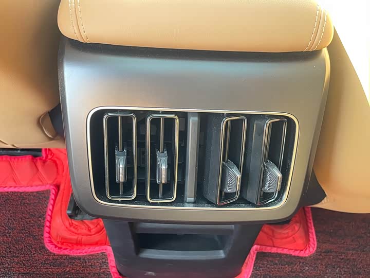 Фото 23 - BYD Song L DM-i Hybrid