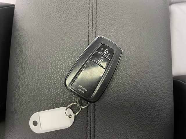 Фото 12 - Toyota Wildlander