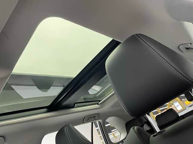 Фото 13 - Toyota Wildlander