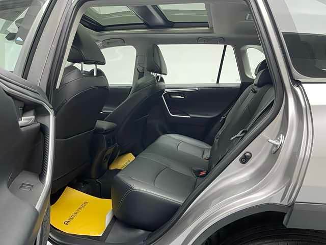 Фото 17 - Toyota Wildlander