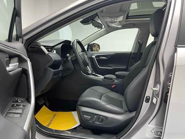 Фото 4 - Toyota Wildlander