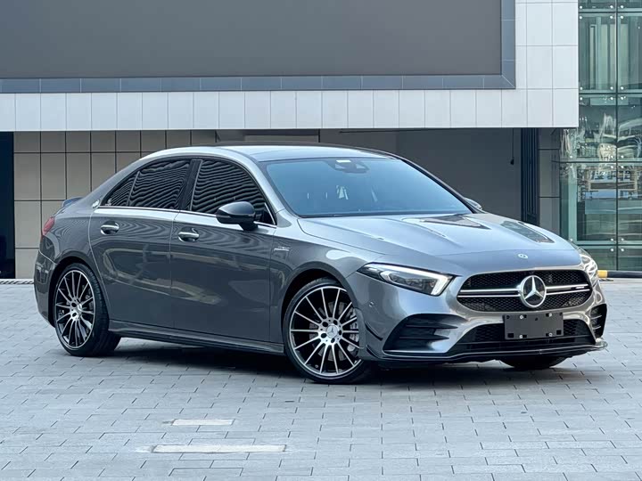 Фото 2 - Mercedes-Benz A-Class AMG