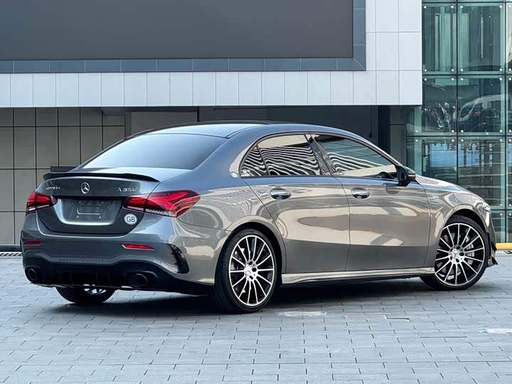 Фото 24 - Mercedes-Benz A-Class AMG