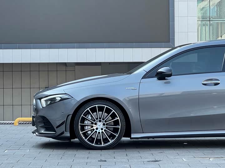 Фото 4 - Mercedes-Benz A-Class AMG