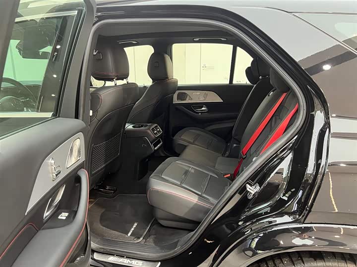 Фото 10 - Mercedes-Benz GLE-Class AMG