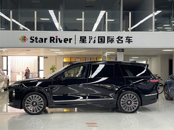 Фото 5 - Nio ES8