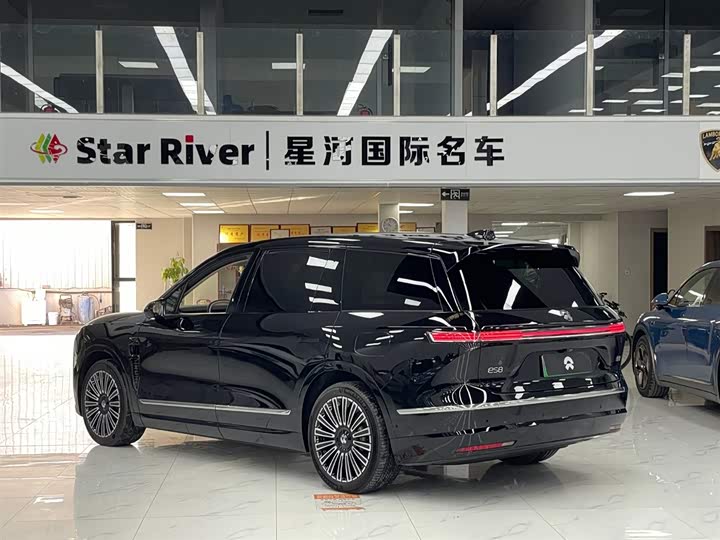 Фото 7 - Nio ES8