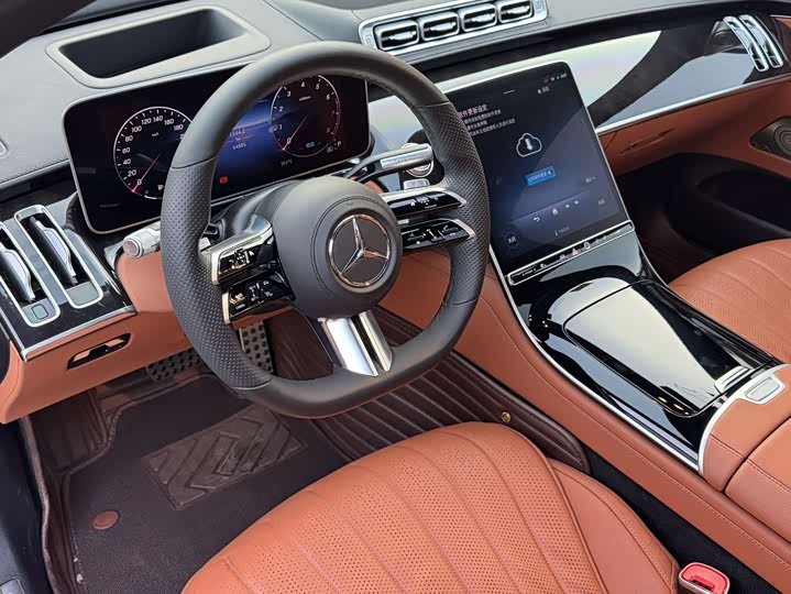 Фото 8 - Mercedes-Benz S-Class