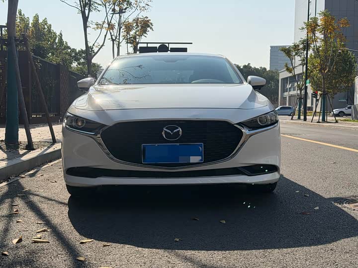 Фото 2 - Mazda 3 (Axela)