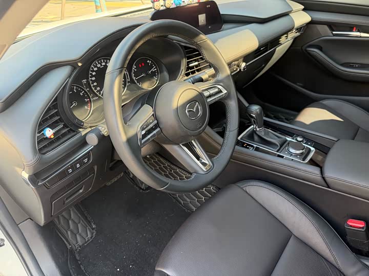 Фото 3 - Mazda 3 (Axela)