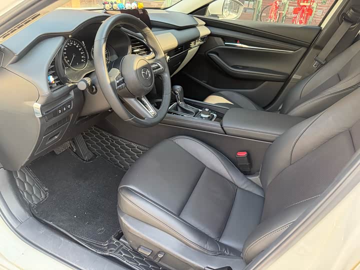 Фото 4 - Mazda 3 (Axela)