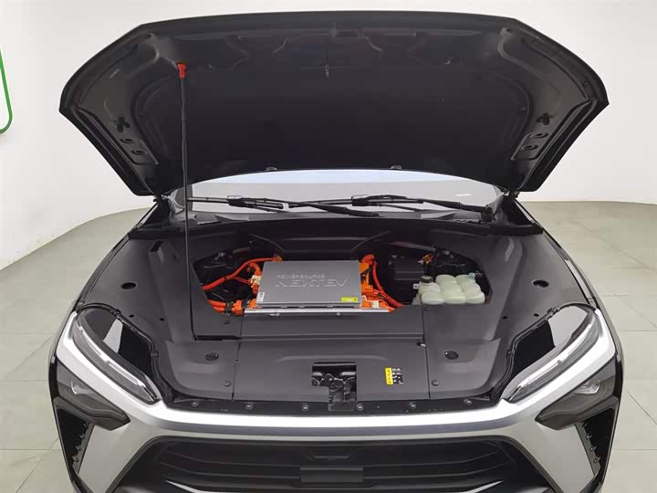 Фото 6 - Nio ES8