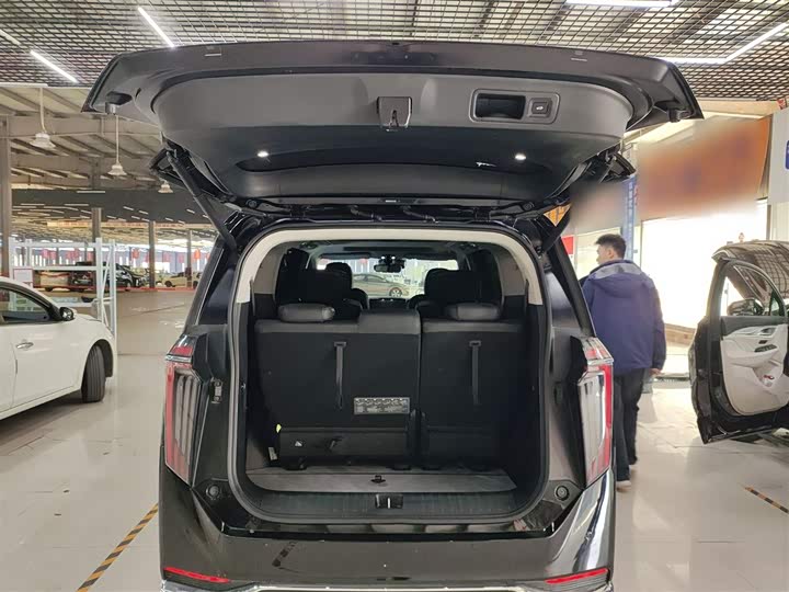 Фото 19 - GAC Trumpchi M8