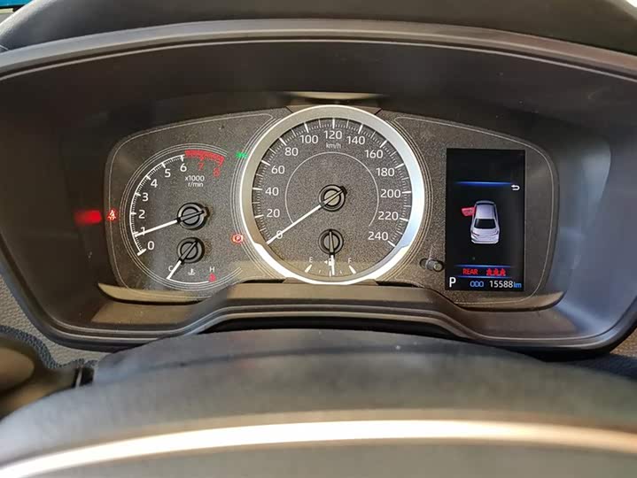 Фото 14 - Toyota Corolla