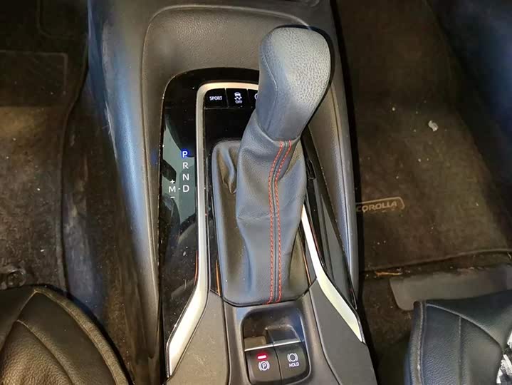 Фото 16 - Toyota Corolla