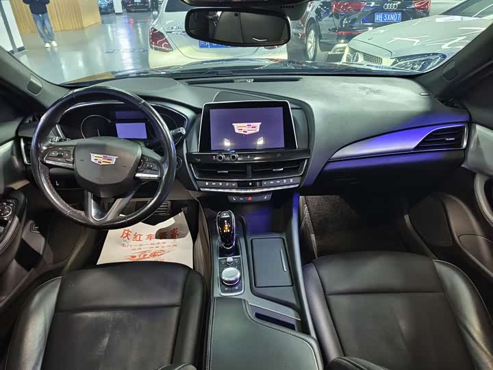 Фото 8 - Cadillac CT5