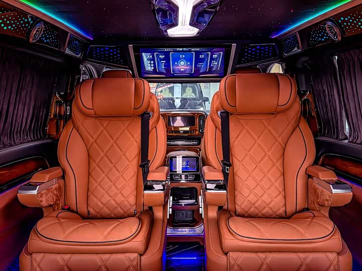 Фото 11 - Mercedes-Benz Vito