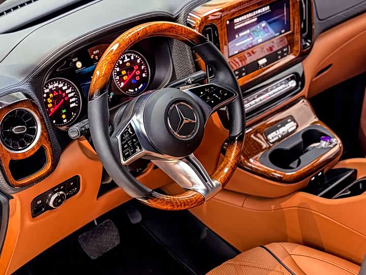 Фото 3 - Mercedes-Benz Vito