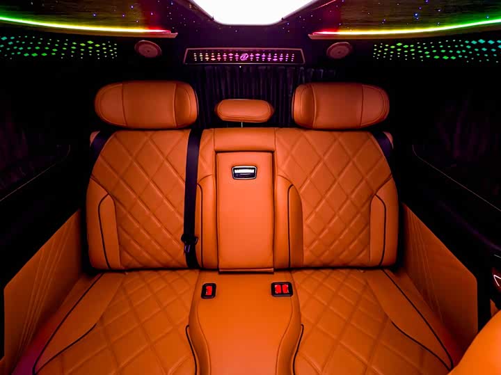 Фото 8 - Mercedes-Benz Vito