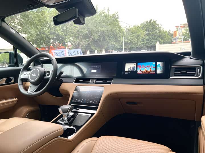 Фото 12 - LiXiang One