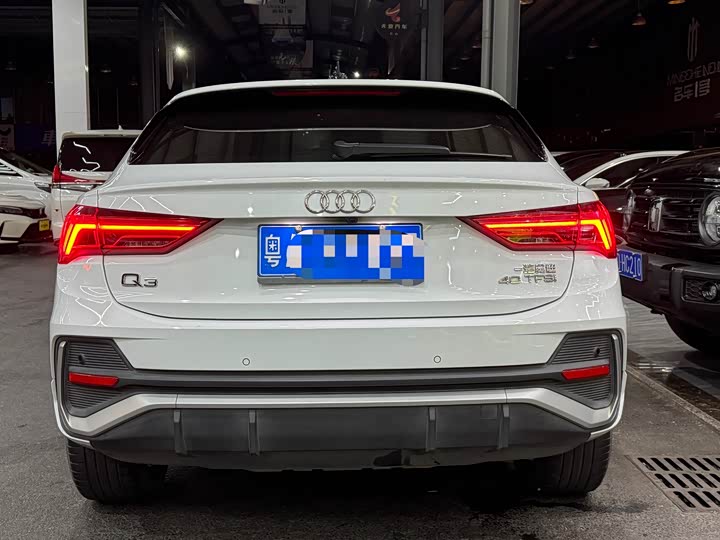 Фото 4 - Audi Q3 Sportback