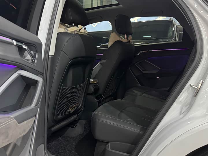 Фото 8 - Audi Q3 Sportback