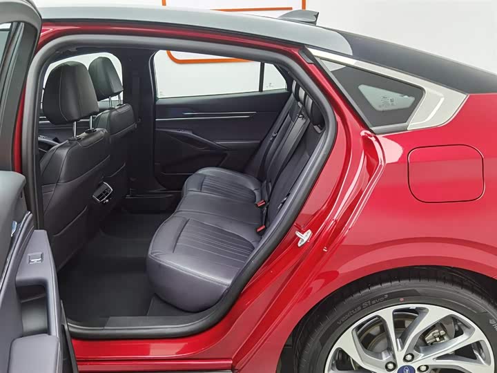 Фото 15 - Ford Mondeo