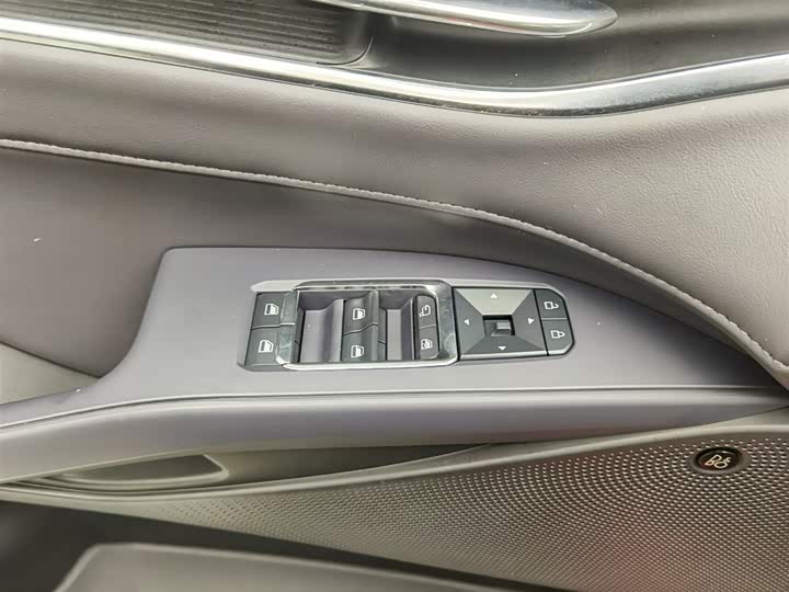 Фото 9 - Ford Mondeo