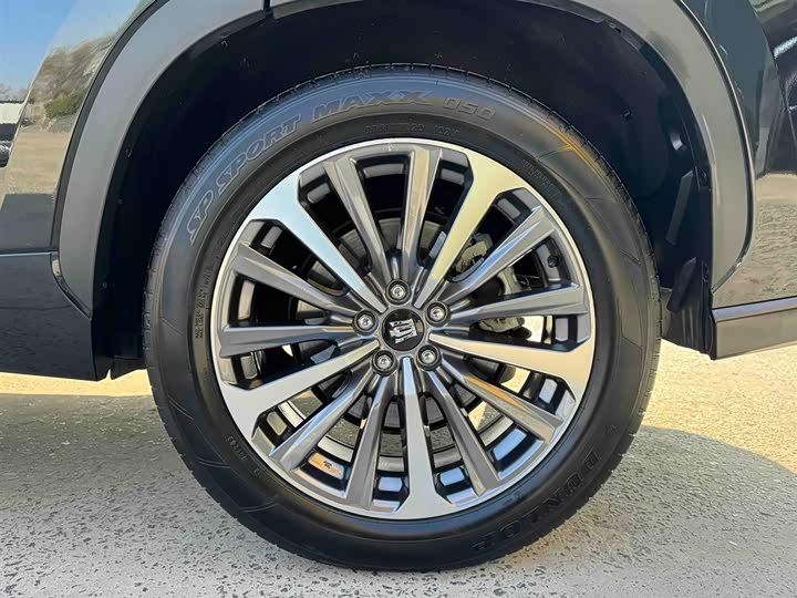 Фото 8 - Toyota Crown Kluger