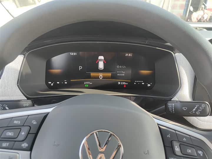 Фото 12 - Volkswagen Tharu