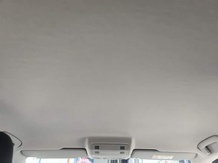 Фото 18 - Volkswagen Tharu