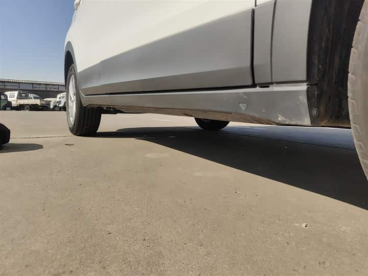 Фото 21 - Volkswagen Tharu