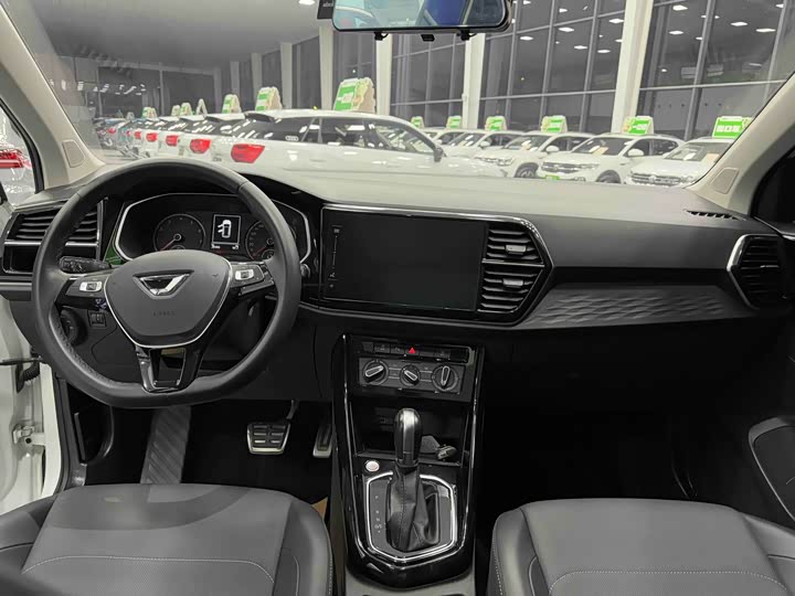 Фото 15 - Jetta VS7